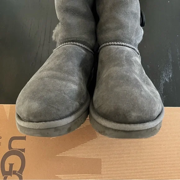 🧡GUC🧡 UGG AUSTRALIA Bailey Triplet Button Boots - Picture 12 of 15